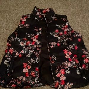 Floral loft vest!
